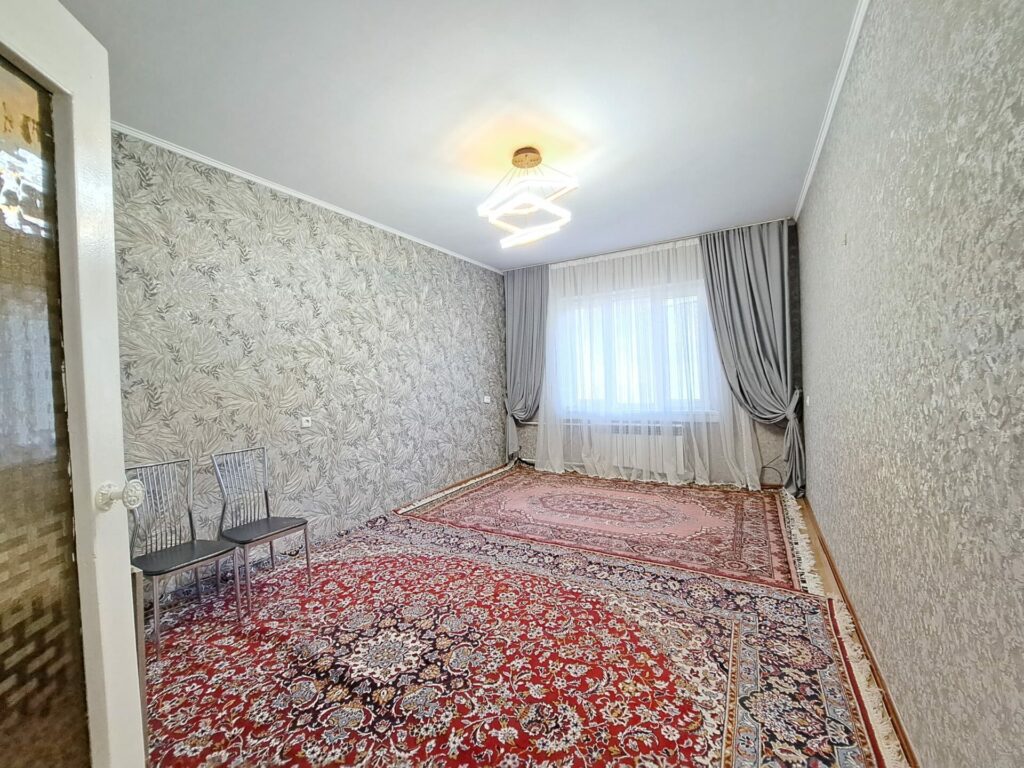 Продаю 2 комн. квартиру мкр. Аламедин 1, этаж 1/5, не угловая, 53м2, в отличном состоянии! Цена: 77500$