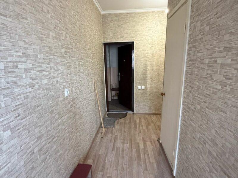 Продаю 1 комн. кварт. мкр. Аламедин 1, этаж 3/9, не угловая, 38м2, цена: 56000$