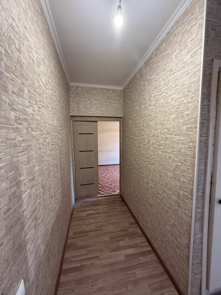 Продаю 1 комн. кварт. мкр. Аламедин 1, этаж 3/9, не угловая, 38м2, цена: 56000$