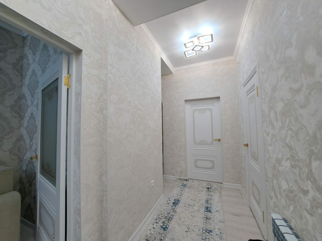 Продаю 3 комн. квартиру в мкр. Аламедин 1, этаж 1/5, не угловая, 80м2, ТЕХПАСПОРТ ЕСТЬ! Свежий ремонт! Цена: 129000$