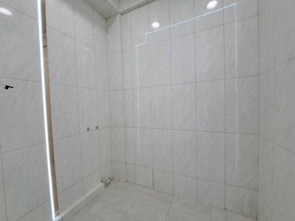 Продаю 3 комнатную квартиру в мкр. Аламедин1, этаж 1/5, не угловая, 80м2, СВЕЖИЙ ЕВРОРЕМОНТ, цена: 127000$