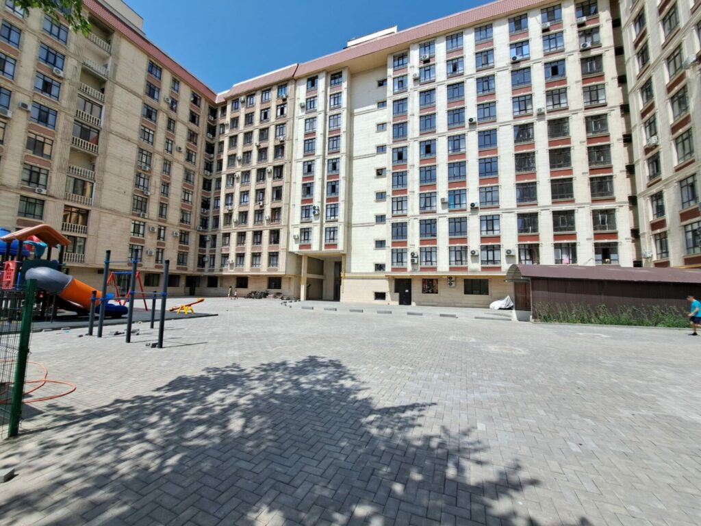 Продаю 3 комн. квартиру ПСО, мкр. Аламедин 1/городок энергетиков, 102м2, этаж 10/10, не угловая, Цена: 93000$