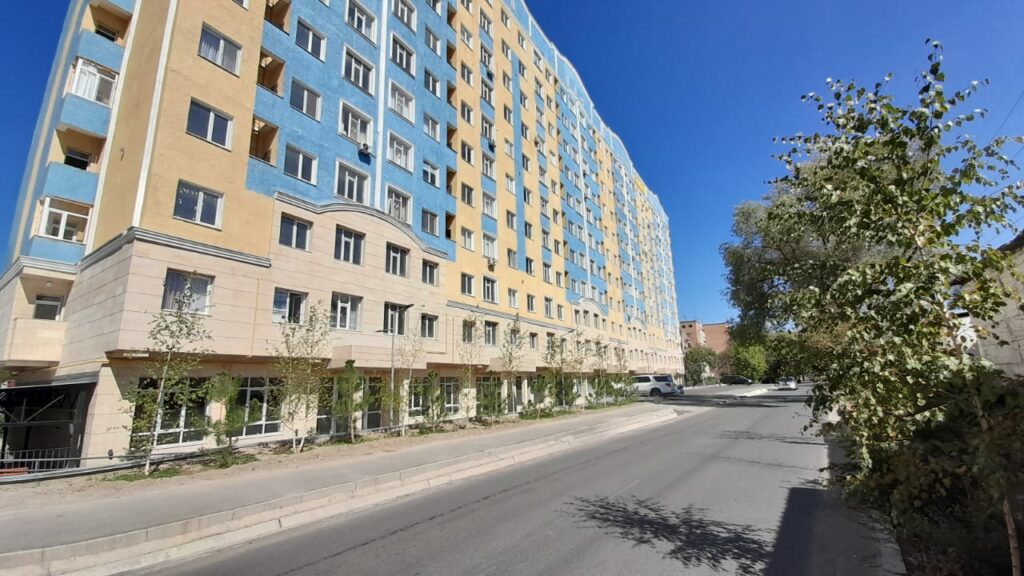 Продаю 2 комнатную квартиру, мкр. Аламедин1/Городок строителей, этаж 11/11+ тех. этаж, 68м2, СВЕЖИЙ РЕМОНТ, ТЕХПАСПОРТ ЕСТЬ! Цена: 92000$