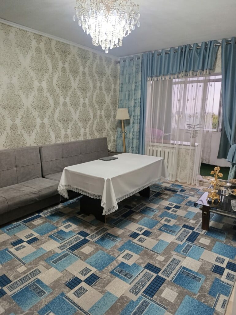 Продаю 3 комн. квартиру, ТЦ ТААТАН, этаж 5/5, не угловая, с ремонтом, серия 105, площадь 69м2,цена; 77000$