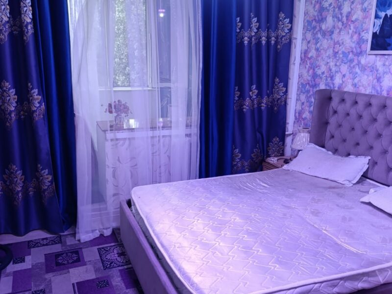 Продаю 3 комн. квартиру, ТЦ ТААТАН, этаж 5/5, не угловая, с ремонтом, серия 105, площадь 69м2,цена; 77000$