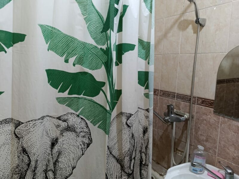 Продаю 3 комн. квартиру, ТЦ ТААТАН, этаж 5/5, не угловая, с ремонтом, серия 105, площадь 69м2,цена; 77000$