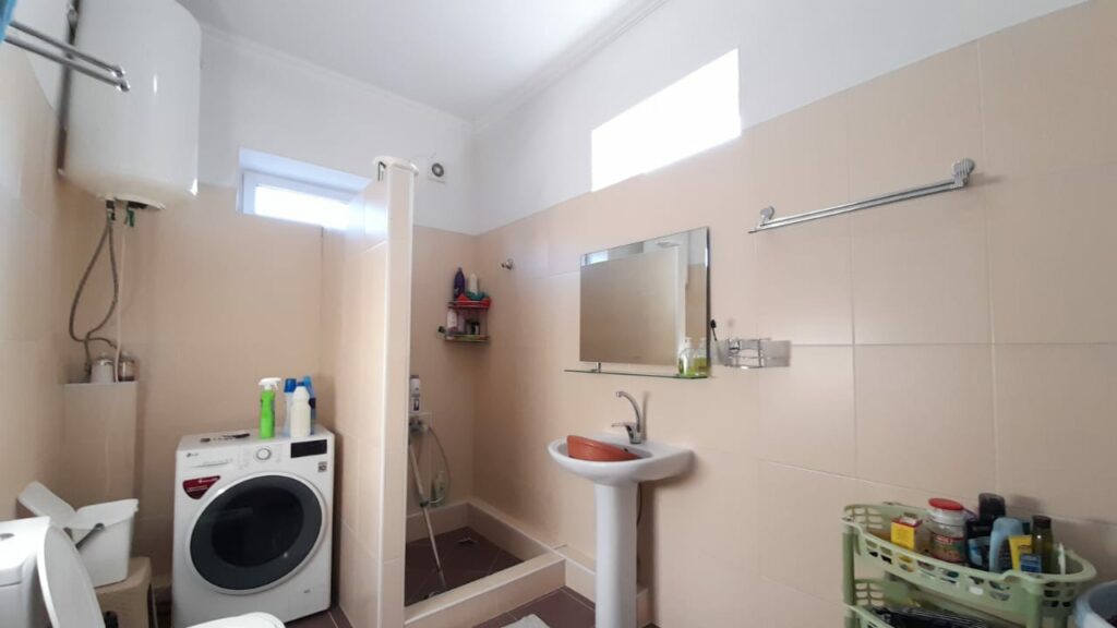 Продаю дом! Лебединовка, рядом с мкр. Аламедин 1, 11 соток, 190м2, 6 комнат, КРАСНАЯ КНИГА, Кирпичный, Цена; 315000$