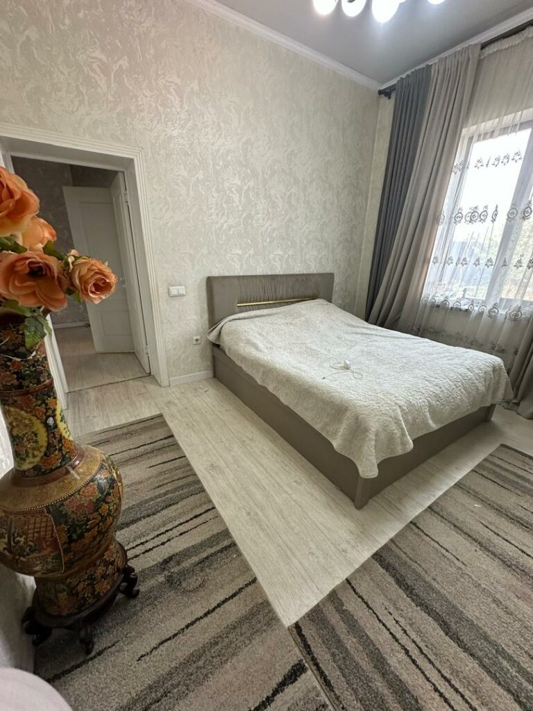 Продаю дом! Лебединовка, рядом с мкр. Аламедин 1, 11 соток, 190м2, 6 комнат, КРАСНАЯ КНИГА, Кирпичный, Цена; 315000$