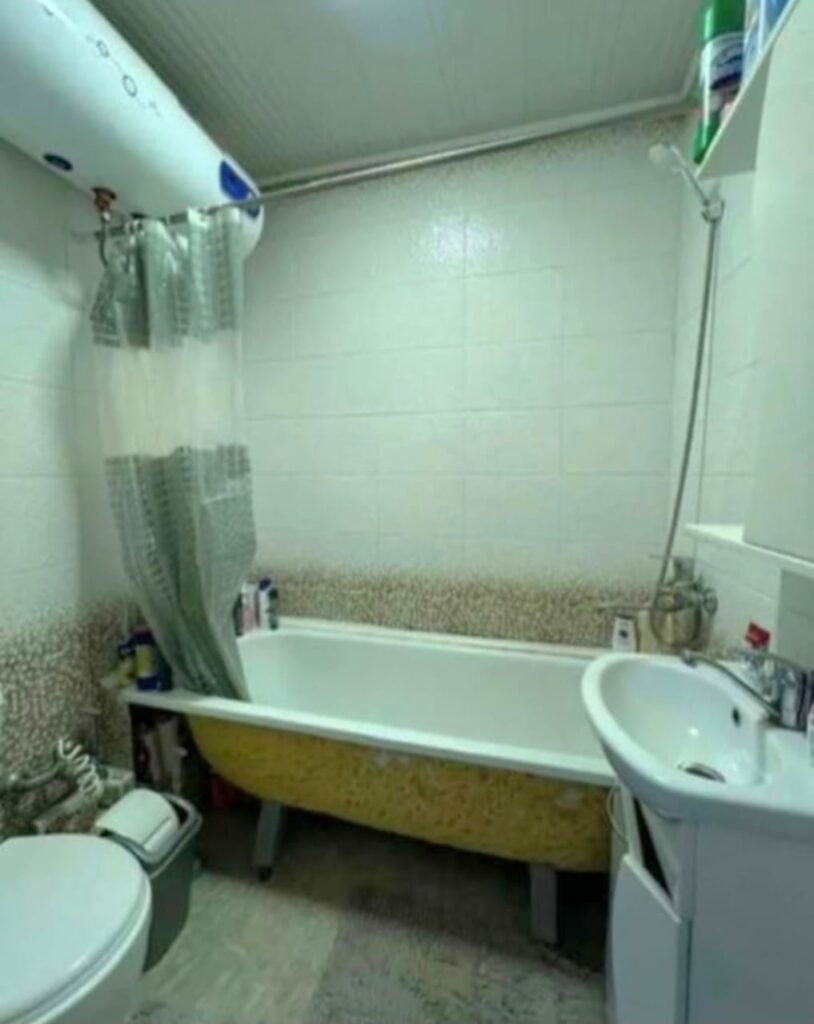 Продаю 2 комнатую квартиру, Чуй/Ауэзова, Мкр. Учкун, этаж 9/9, японский лифт, с ремонтом и мебелью! 50м2, цена: 73000$