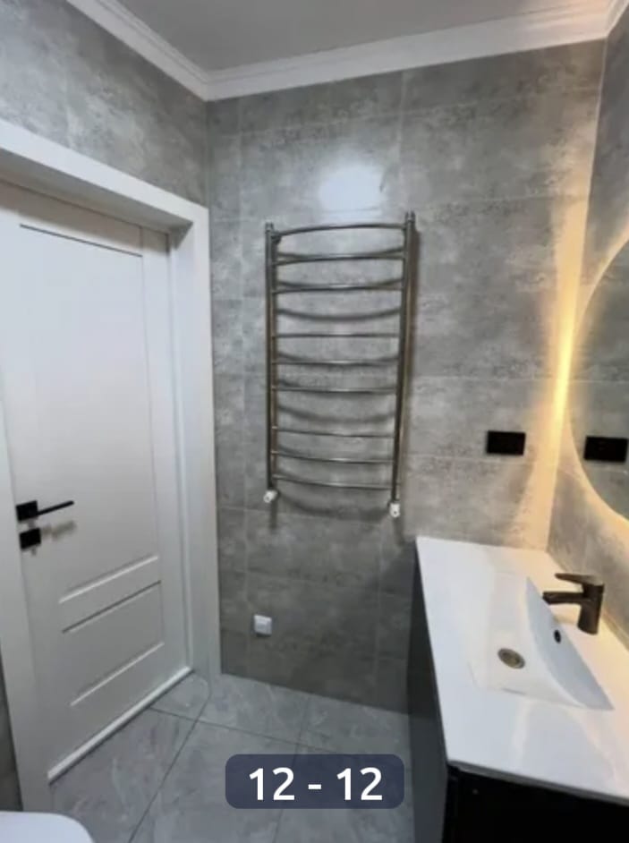 Продаю 3 комнатную элитку, мкр. Аламедин 1, этаж 4/6, не угловая, 75м2, Красная книга, ДДУ, Центральное отопление, цена: 110000$