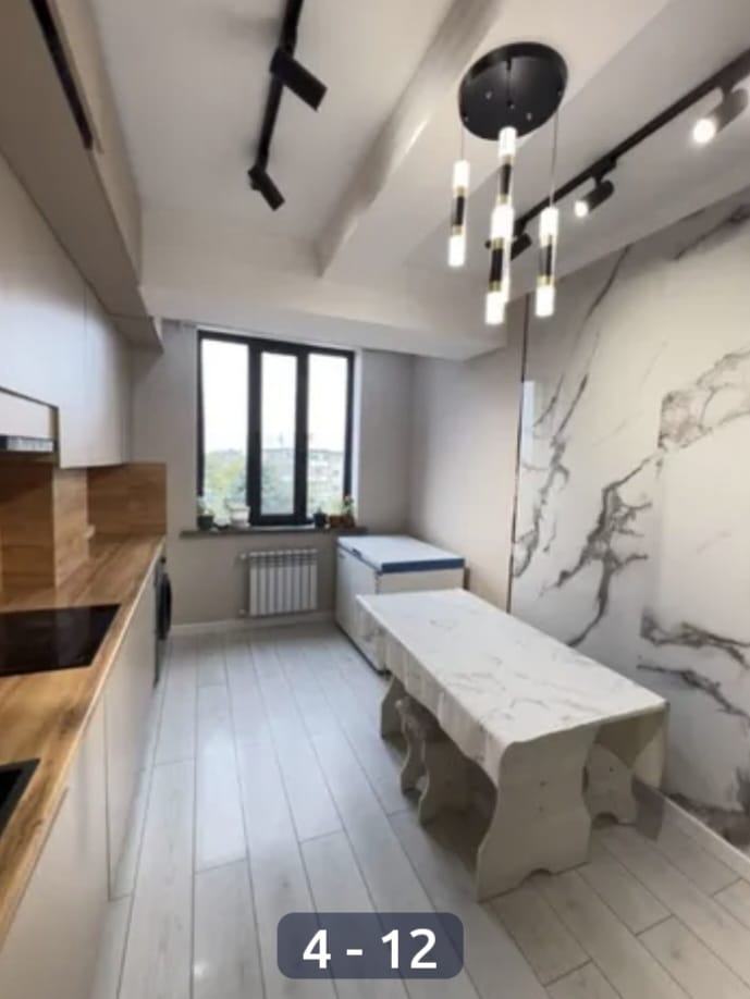 Продаю 3 комнатную элитку, мкр. Аламедин 1, этаж 4/6, не угловая, 75м2, Красная книга, ДДУ, Центральное отопление, цена: 110000$