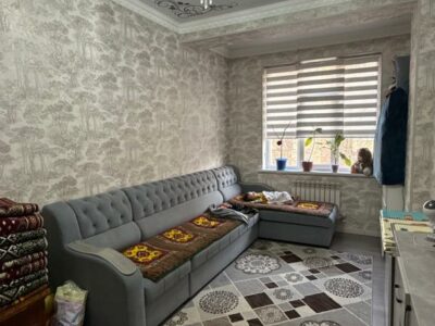 Продаю 1 комнатную квартиру, элитка, мкр. Аламедин 1, этаж 2/10,не угловая, 40м2 с ремонтом и техпаспортом, цена: 67000$