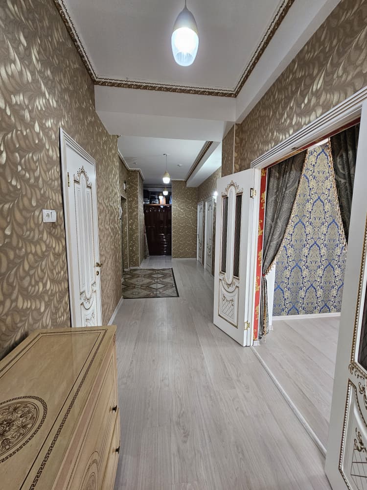 Продаю 3 комнатную квартиру, мкр. Аламедин1, этаж 6/11, с ремонтом, 115м2, цена: 1250$/м2, цена: 144000$