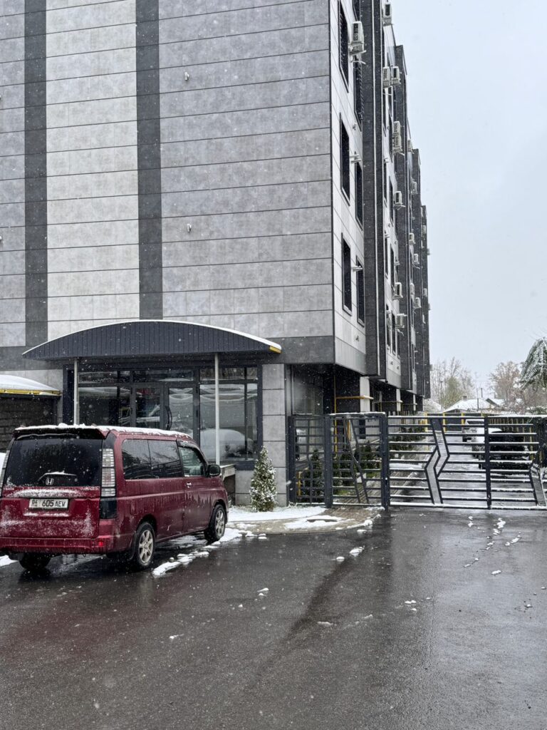 Продаю 3 комнатную квартиру, мкр. Аламедин 1, этаж 4/6, не угловая, 78м2, СВЕЖИЙ РЕМОНТ, Цена: 115000$