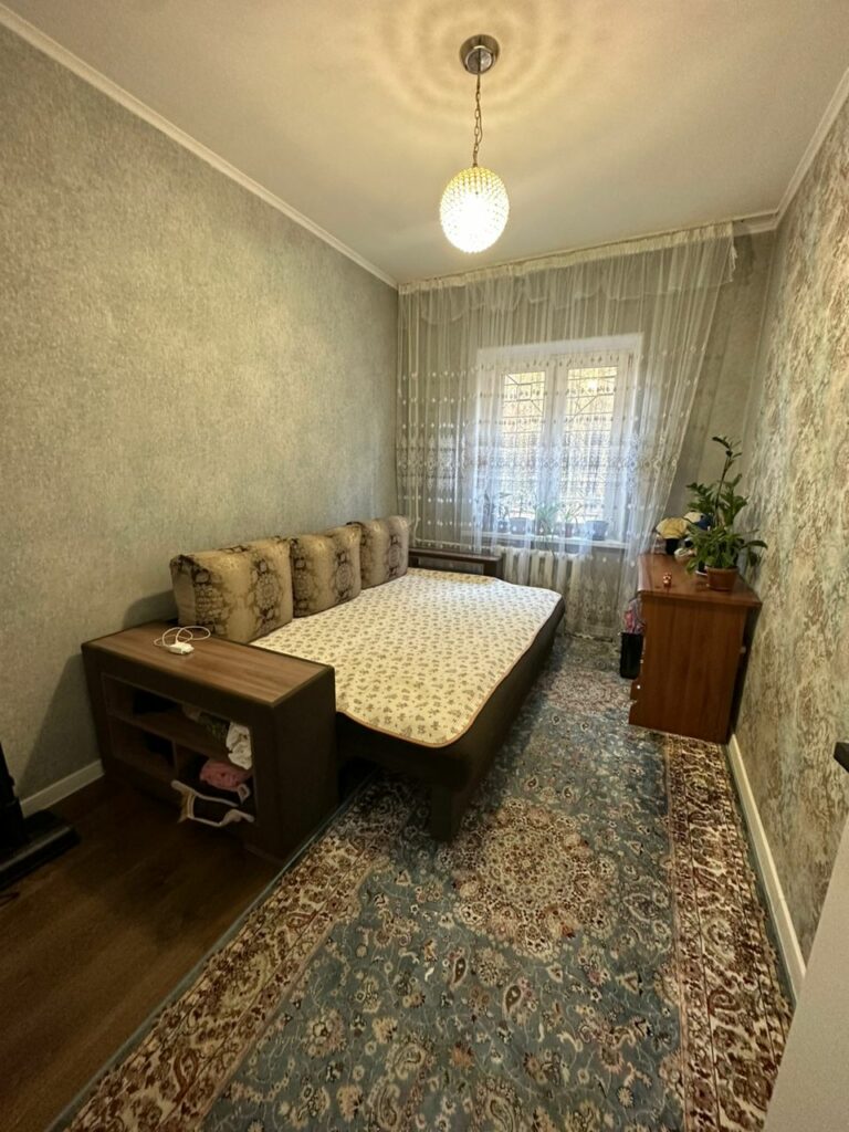 Продаю 3 комнатную квартиру с сушилкой,мкр. Аламедин 1, этаж 1/9, не угловая, свежий ремонт, цена: 110000$