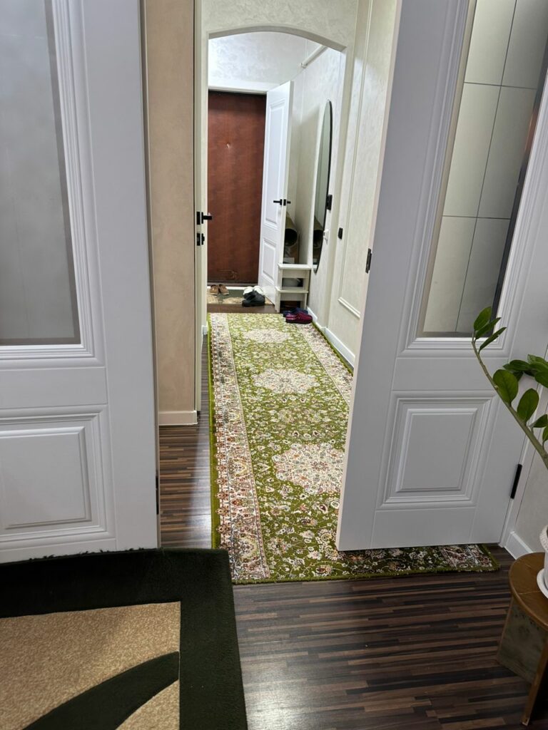 Продаю 3 комнатную квартиру с сушилкой,мкр. Аламедин 1, этаж 1/9, не угловая, свежий ремонт, цена: 110000$