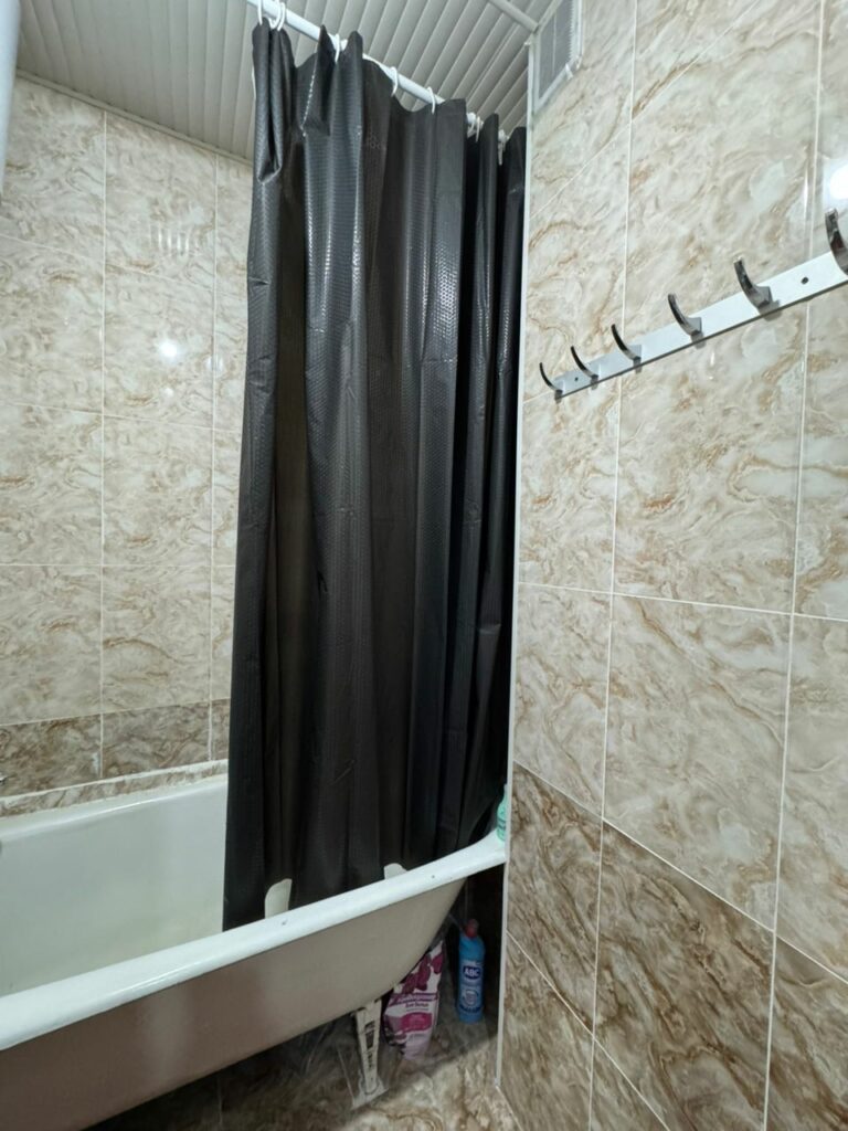 Продаю 3 комн.квартиру мкр. Аламедин 1, этаж 3/5, серия 105, с ремонтом, цена: 104000$