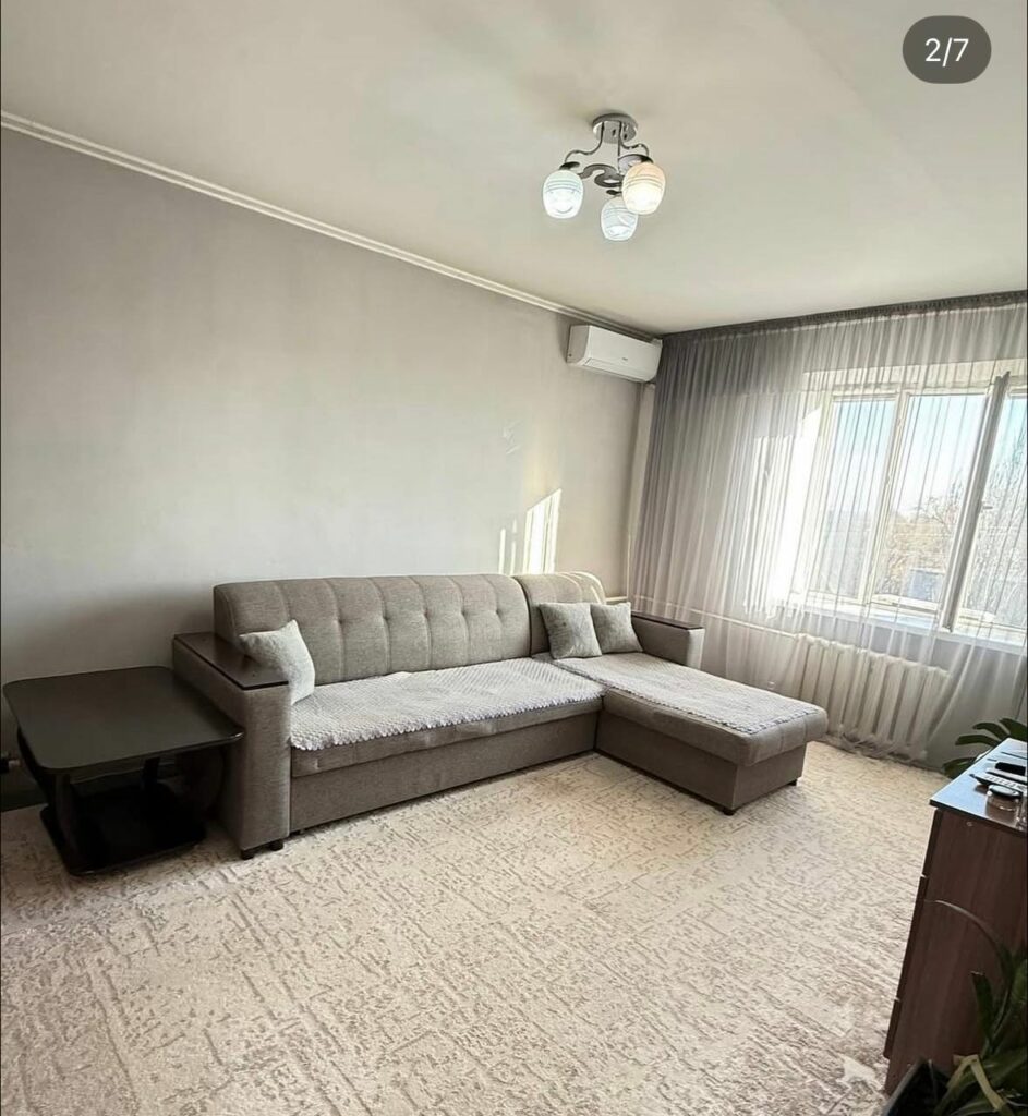 Продаю 1 комн. квартиру, ТЦ ТААТАН, этаж 5/5, хорошая крыша, 42м2, цена: 52500$