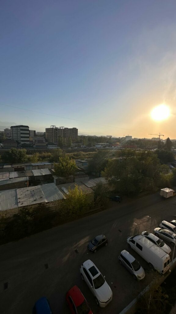 Продаю 1 комнатную квартиру, мкр. Аламедин 1, этаж 6/11, не угловая, 38м2, с ремонтом, цена: 66500$