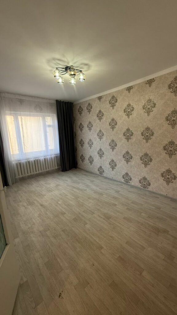 Продаю 1 комн. квартиру, мкр. Аламедин 1, этаж 5/9, не угловая, серия 105,площадь 38м2, цена: 60500$