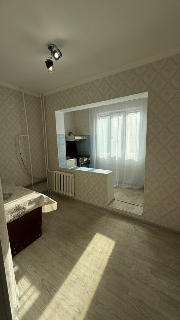 Продаю 1 комн. квартиру, мкр. Аламедин 1, этаж 5/9, не угловая, серия 105,площадь 38м2, цена: 60500$