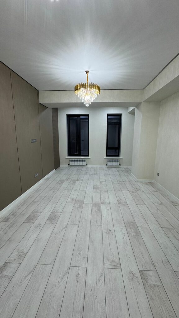 Продаю 3 комн. кварт, мкр. Аламедин 1, 90м2, этаж 6/9, ВИП городок "Мичуринский квартал", Свежий ремонт, новая мебель, цена: 145000$