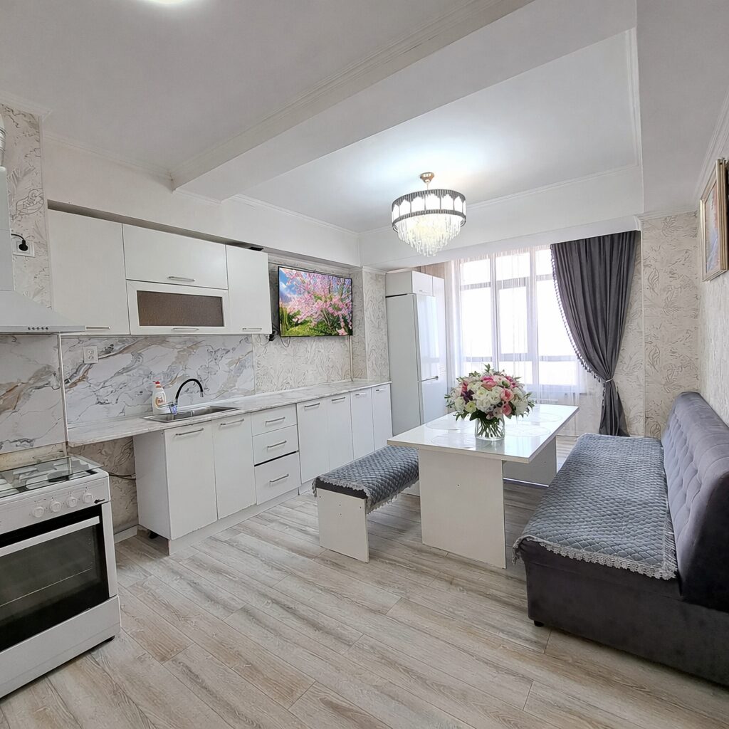 Шикарная 4 комн. квартира! Мкр. Аламедин1, 120м2, этаж 10/11, с ремонтом и мебелью! цена: