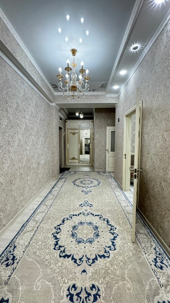 Продаю 2 комн. кварт, Акылбекова 66, ТЭЦ, элитка, 68м2, этаж 8/10, СВЕЖИЙ РЕМОНТ, Полностью укомплектована!Техника и мебель. Цена: 115000$