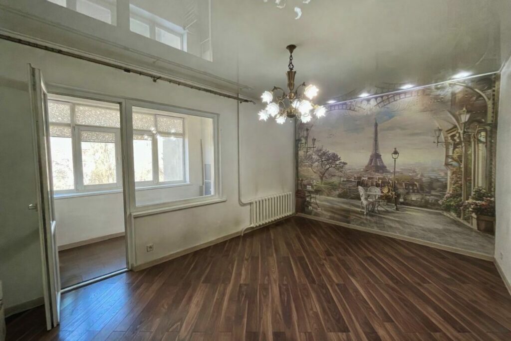 3 комн. квартира, мкр. Аламедин 1, этаж 4/9, серия 106, площадь 70м2, цена: 110000$