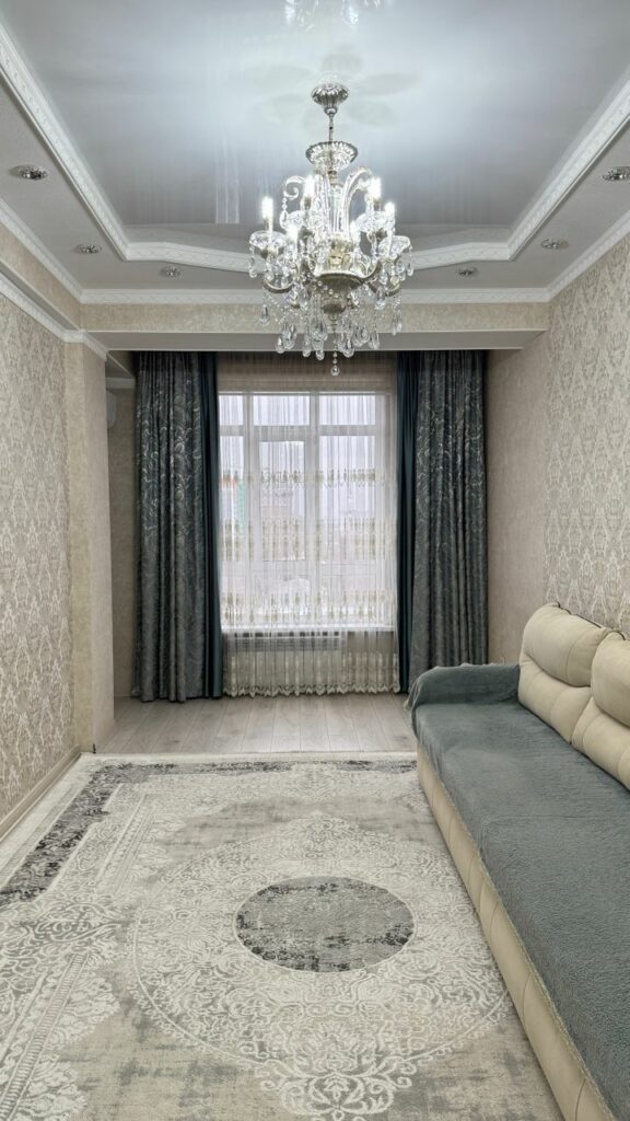 Продаю 2 комн. кварт, Акылбекова 66, ТЭЦ, элитка, 68м2, этаж 8/10, СВЕЖИЙ РЕМОНТ, Полностью укомплектована!Техника и мебель. Цена: 115000$