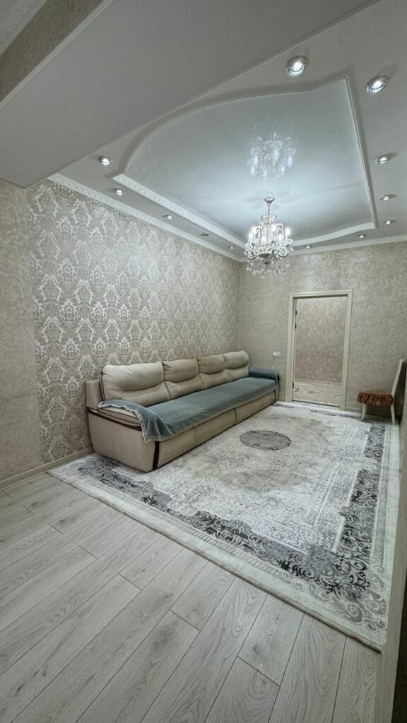 Продаю 2 комн. кварт, Акылбекова 66, ТЭЦ, элитка, 68м2, этаж 8/10, СВЕЖИЙ РЕМОНТ, Полностью укомплектована!Техника и мебель. Цена: 115000$