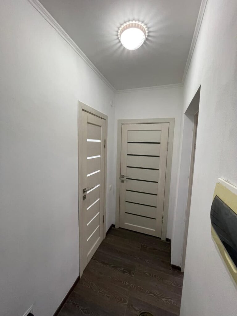 Продаю 1 комн. квартиру, Чуй/Ауэзова, мкр. Учкун, этаж 6/9, не угловая, 32м2, с ремонтом, вся техника в подарок! Цена: 56500$