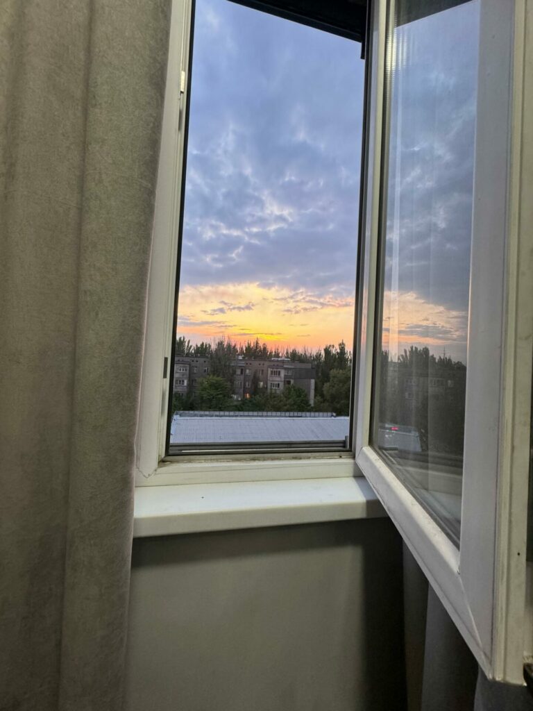 Продаю 1 комн. квартиру в мкр. Аламедин 1, этаж 5/9, не угловая, 45м2, свежий ремонт, цена: 70000$