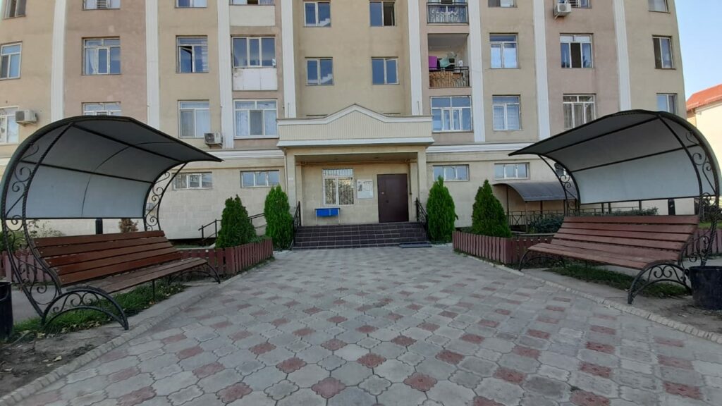 Продаю 1 комн. квартиру, Чуй/Ауэзова, мкр. Учкун, этаж 6/9, не угловая, 32м2, с ремонтом, вся техника в подарок! Цена: 56500$