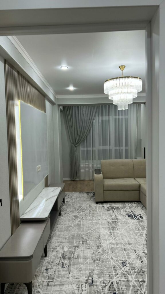 Продаю 2 комнатную квартиру, мкр. Аламедин 1, этаж 7/10, не угловая, 66м2, СВЕЖИЙ РЕМОНТ! ТЕХПАСПОРТ ЕСТЬ! Цена: 95000$