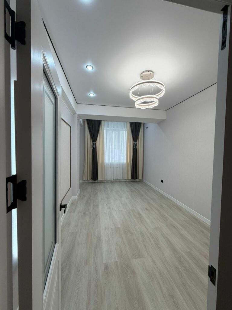 Продаю полноценную 2х комнат. квартиру, мкр. Аламедин 1/Салиева, Элитка 67м2, этаж 7/12, СВЕЖИЙ РЕМОНТ! Цена: 1320$|м2, цена: 89000$