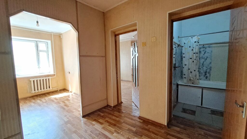 Продаю 1 комн. кварт. мкр.Аламедин 1/городок энергетиков, этаж 4/5, площадь 33м2+балкон, цена: 45000$