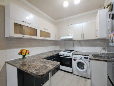 Продаю 2 комн. квартиру, Чуй/Ауэзова, мкр. Учкун, этаж 4/9, свежий ремонт, 65м2, цена: 95000$