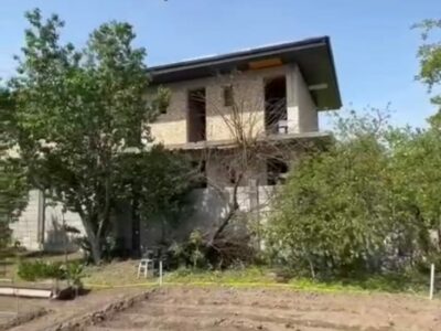 Продаю участок под бизнес! Жибек-Жолу/Ауэзова, 9,65 соток! Все коммуникации центральные! Красная книга. Цена: 300000$