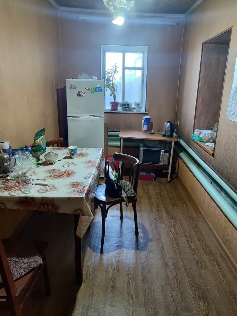 Продаю дом в Новопокровке, ул. Московская-Алма-Атинская, участок 5,3 сотки, дом 77м2,цена: 80000$