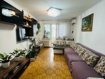 Продаю 3 комн. квартиру. мкр. Аламедин1, начало,серия 104, этаж 3/4, с ремонтом, 58м2 +лоджия, цена: 88000$