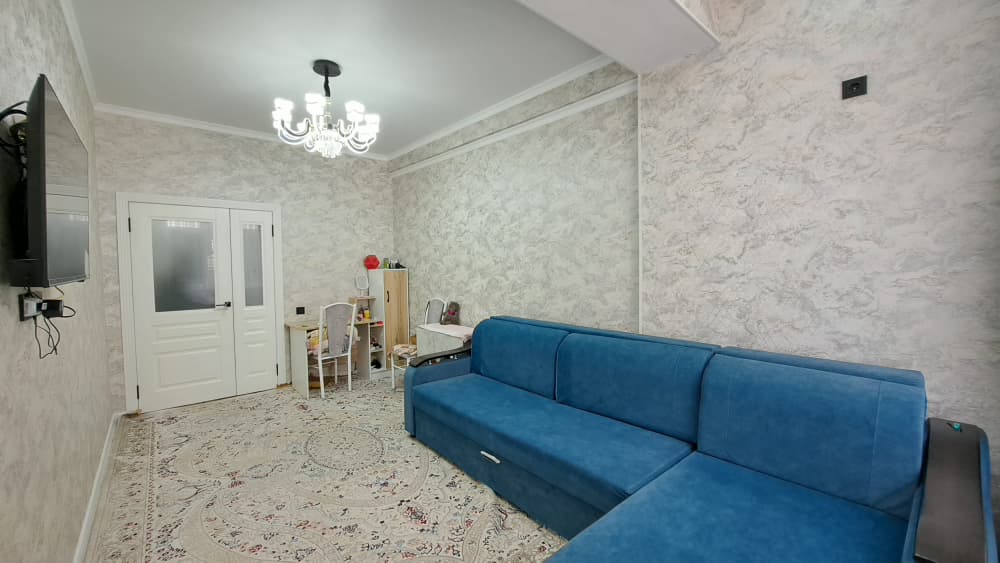 Продаю 1 комн. квартиру в мкр. Аламедин 1, этаж3/5, СВЕЖИЙ РЕМОНТ, 40м2, цена: 69000$ ТЕХПАСПОРТ ЕСТЬ!