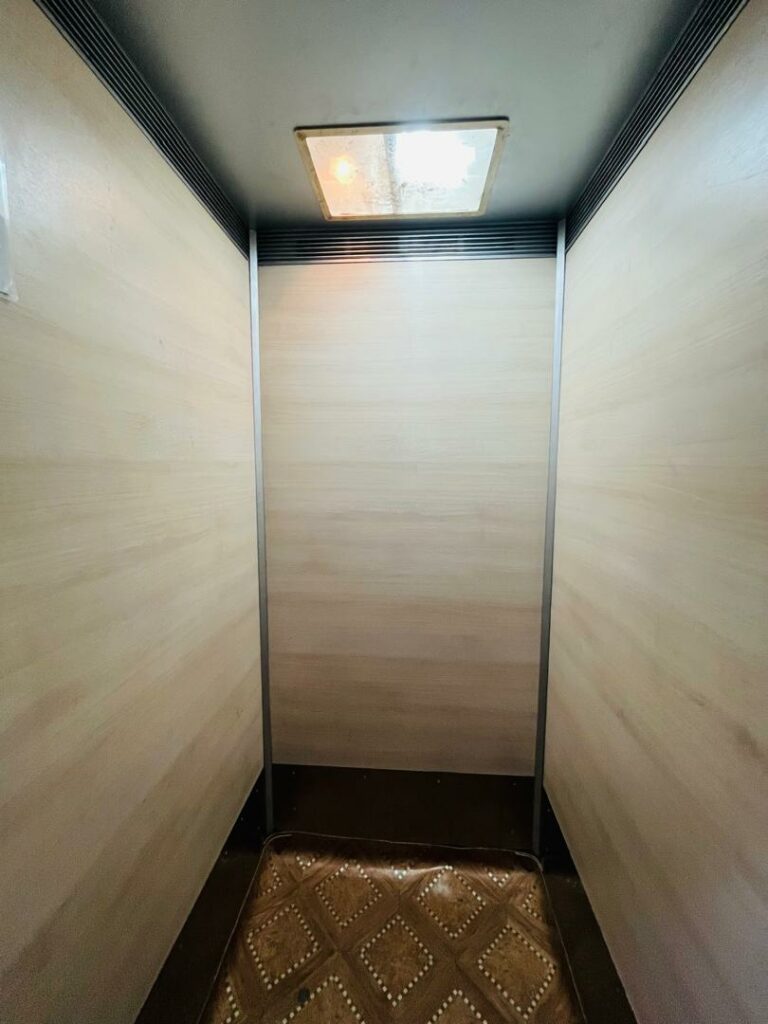 Продаю 3 комн. квартиру в мкр. Аламедин1, этаж 3/9 со стороны сушилки, старый ремонт, Цена: 110000$