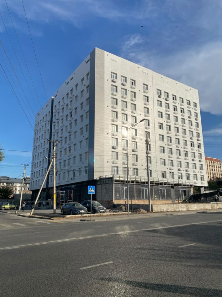 Продаю 5 комнатную квартиру! ПСО, мкр. Аламедин 1, Площадь 203м2, этаж 2/9, Красная книга, ДДУ через госрегистр.
