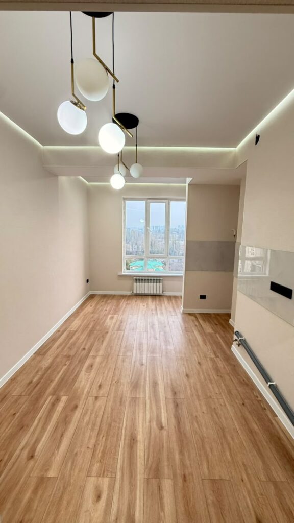 Продаю 1 комнатную квартиру , мкр. Аламедин 1, 40м2, этаж 9/12, СВЕЖИЙ РЕМОНТ! Красная книга. ДДУ, цена: 67500$